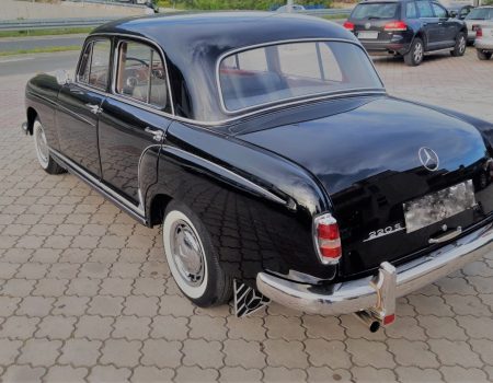 Mercedes benz 220 S – Ponton 1959 – Black
